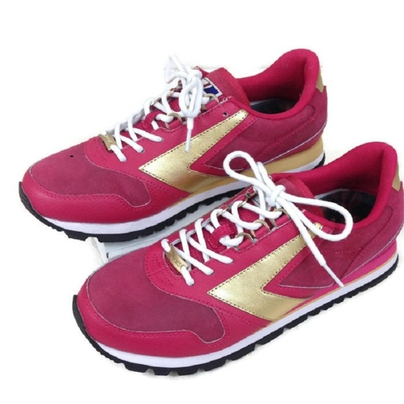 chariot heritage run shoe by brooks